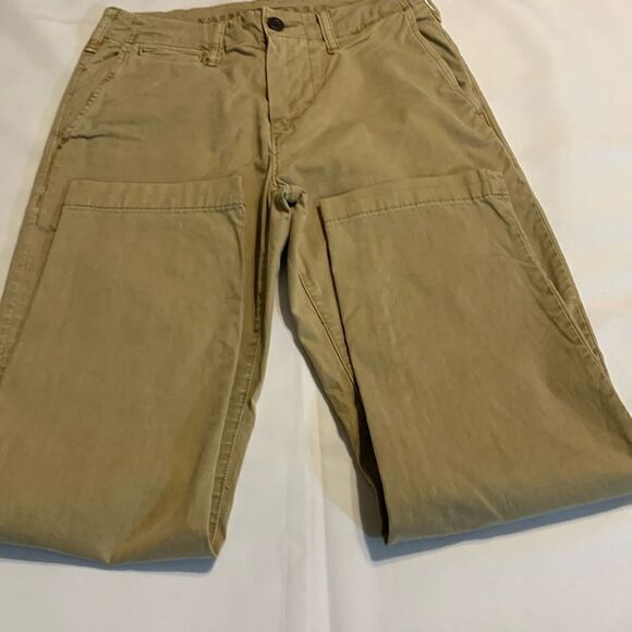 American Eagle size 26 x 28 slim straight leg kahki pants like new - Picture 3 of 7